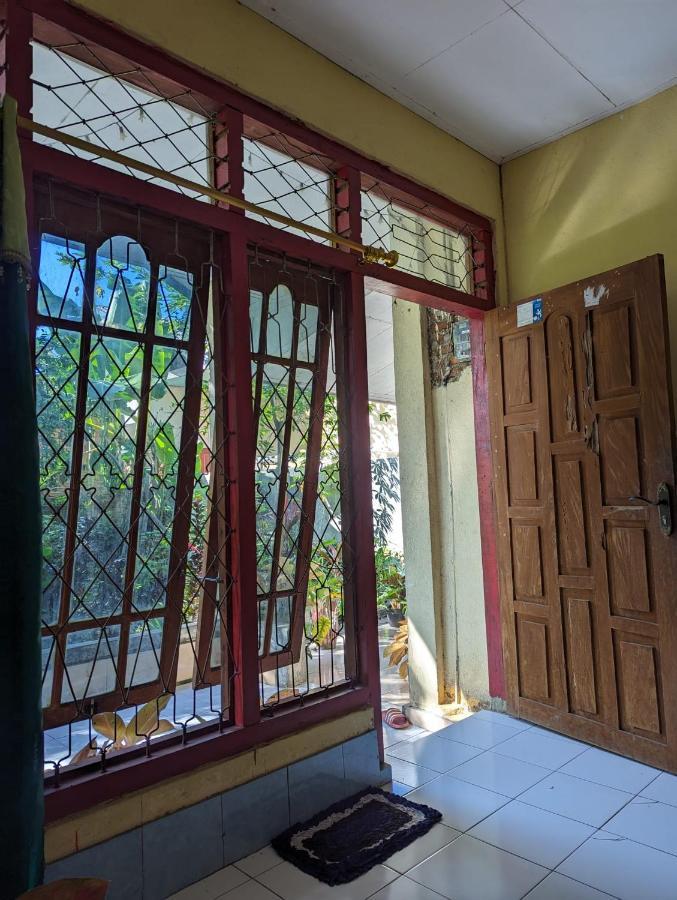 לבואן באג'ו Agus Family Homestay מראה חיצוני תמונה