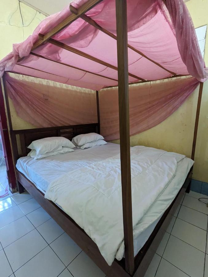 לבואן באג'ו Agus Family Homestay מראה חיצוני תמונה