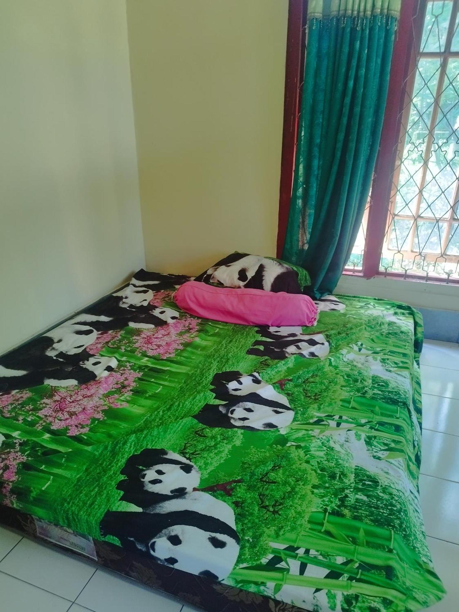 לבואן באג'ו Agus Family Homestay מראה חיצוני תמונה